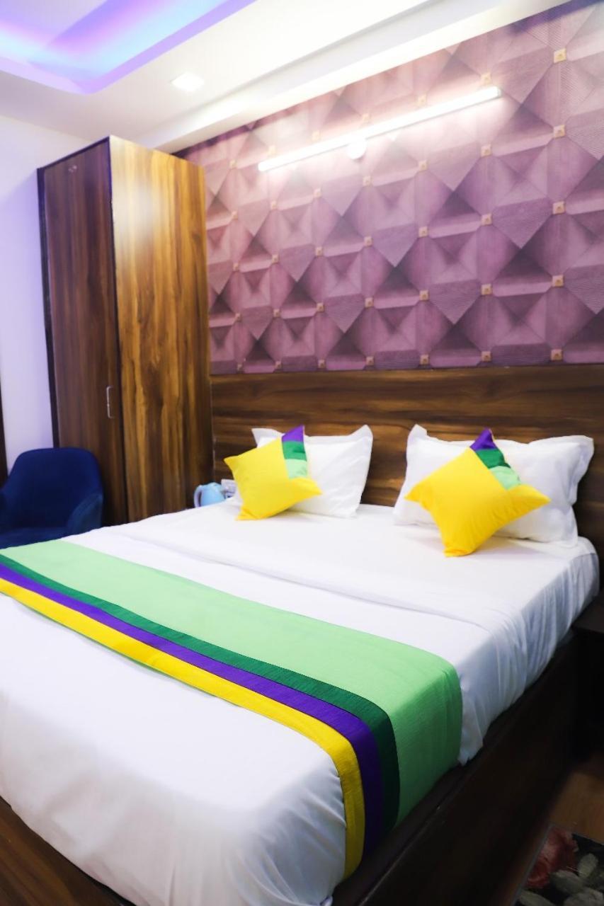 Surya International Bed & Breakfast Yeni Delhi Dış mekan fotoğraf