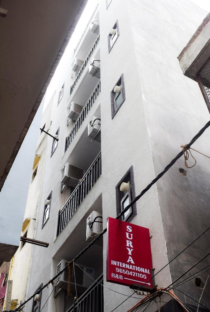 Surya International Bed & Breakfast Yeni Delhi Dış mekan fotoğraf
