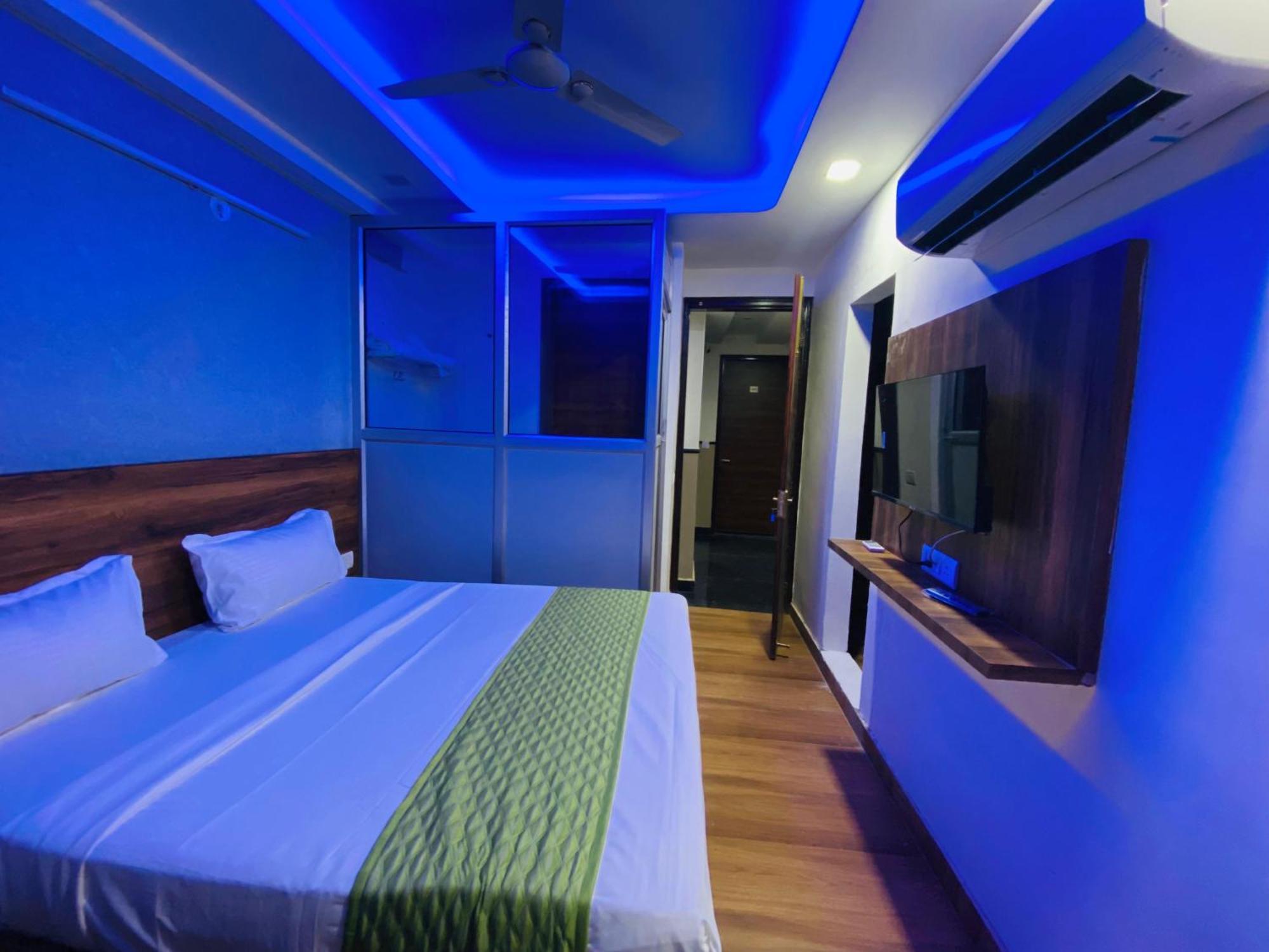 Surya International Bed & Breakfast Yeni Delhi Dış mekan fotoğraf